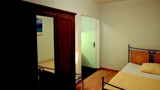 Swiss Star Zurich Sihlfeld - Self Check-In Apartment Room photo